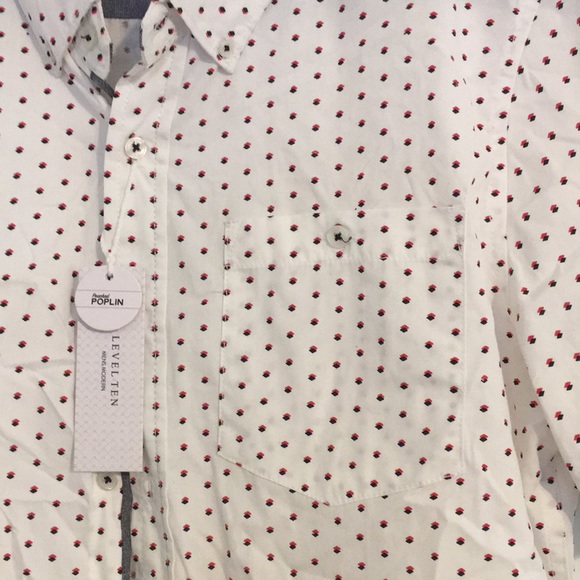 Large button down short sleeve shirt - Picture 2 of 4